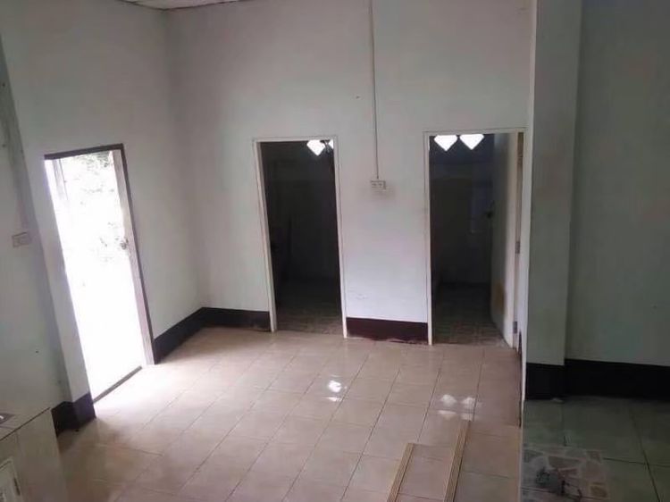 ไม่มี สร้างเสร็จก่อน 2010 บ้านให้เช่า รูปที่ 3