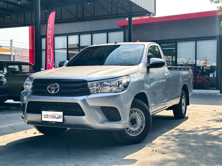 รถ Toyota Hilux Revo 2.4 J สี เทา