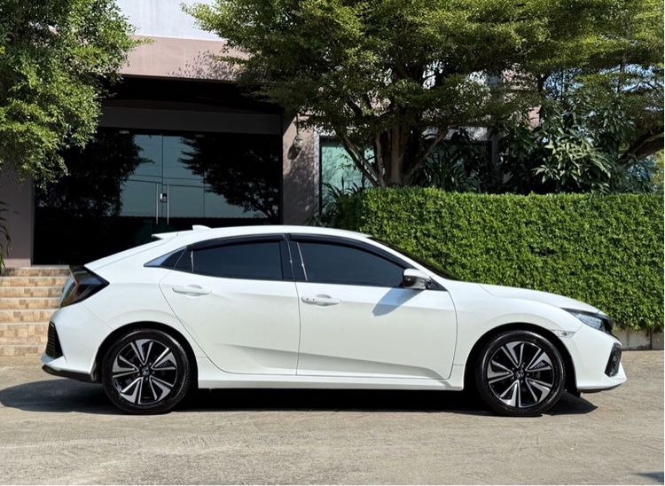 Honda Civic 2019 1.5 Turbo Sedan เบนซิน ไม่ติดแก๊ส เกียร์อัตโนมัติ ขาว รูปที่ 2