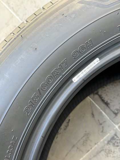 เส้นเดียว 215 60 17 bridgestone ไร้ปะ รูปที่ 4
