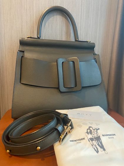 หนังแท้ ไม่ระบุ ดำ Boyy Karl32 สีเทา ใหญ่ใส่ได้จุเลยค่ะ ของแท้มือสอง สภาพสวย