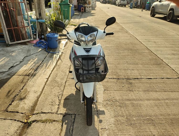 🛵ยังไงก็ขาย WAVE125i ปี 60 เครื่องดี สีสวย สตาร์ทมือ เล่มชุดโอนครบ+เปลี่ยนถ่ายน้ำมันเครื่องฟรี ส่งฟรี30 ก.ม รูปที่ 4