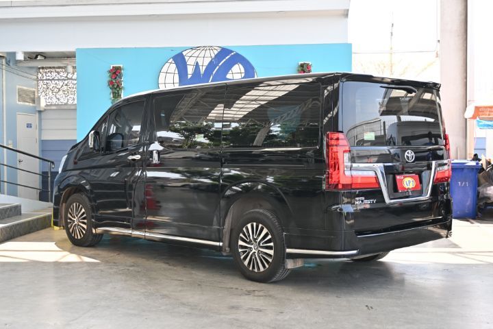 Toyota Majesty 2020 2.8 Standard Van ดีเซล เกียร์อัตโนมัติ ดำ รูปที่ 3