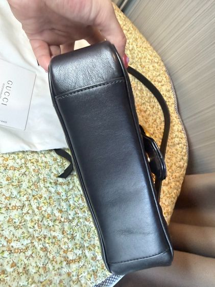 Gucci Marmont 22 Good Condition สีดำ ของแท้มือสอง สภาพสวยทรงสวย รูปที่ 2