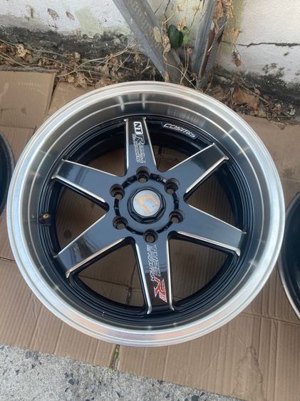 ล้อ Cosmis ขอบ18 กว้าง 8.5 6รู130 ET25   ใส่รถตู้ All new Commuter  กระบะ MG  ตำหนิ รอยเบียด2ล้อ 0989152567 ของอยู่ดอนหัวฬ่อ ชลบุรี รูปที่ 5