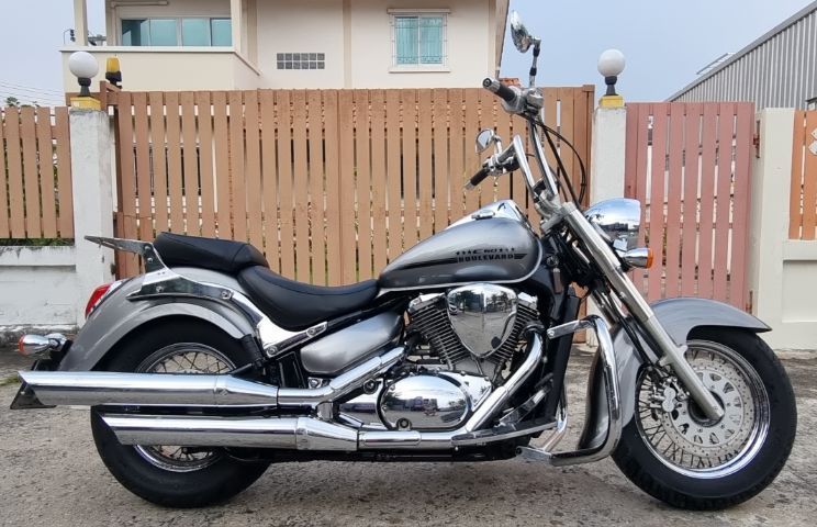 SUZUKI BOULEVARD C50 2019 สีบรอนซ์