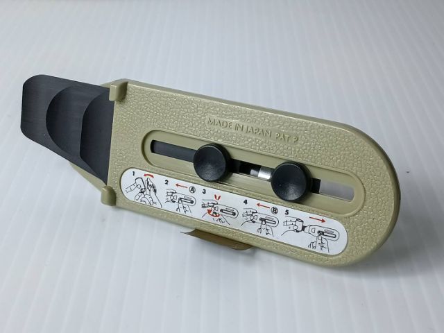 อุปกรณ์ดึงปลายฟิล์มออกจากกลัก film picker ( คนใช้ฟิล์ม) รูปที่ 2