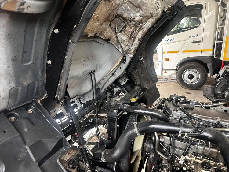 Isuzu FRR 190 แรงม้า จดทะเบียนปี 62 ตู้สามบานยาว 5.6 เมตร สภาพพร้อมใช้งาน สนใจโทรสอบถาม 081-8111202 เน้นโทรรถอยู่ใกล้เดอะมอลล์บางแค รูปที่ 7