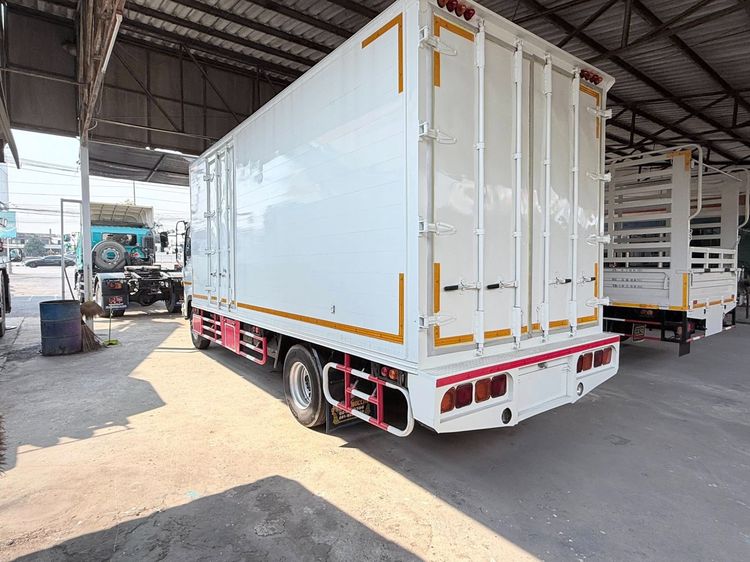 Isuzu FRR 190 แรงม้า จดทะเบียนปี 62 ตู้สามบานยาว 5.6 เมตร สภาพพร้อมใช้งาน สนใจโทรสอบถาม 081-8111202 เน้นโทรรถอยู่ใกล้เดอะมอลล์บางแค รูปที่ 10