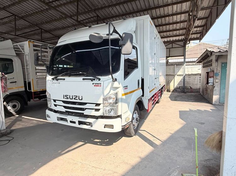 Isuzu FRR 190 แรงม้า จดทะเบียนปี 62 ตู้สามบานยาว 5.6 เมตร สภาพพร้อมใช้งาน สนใจโทรสอบถาม 081-8111202 เน้นโทรรถอยู่ใกล้เดอะมอลล์บางแค รูปที่ 9