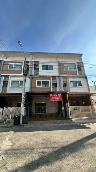 ทาวน์โฮม 3 ชั้น  หมู่บ้านวิลเลต ซิตี้  โซนพัฒนาการ 38