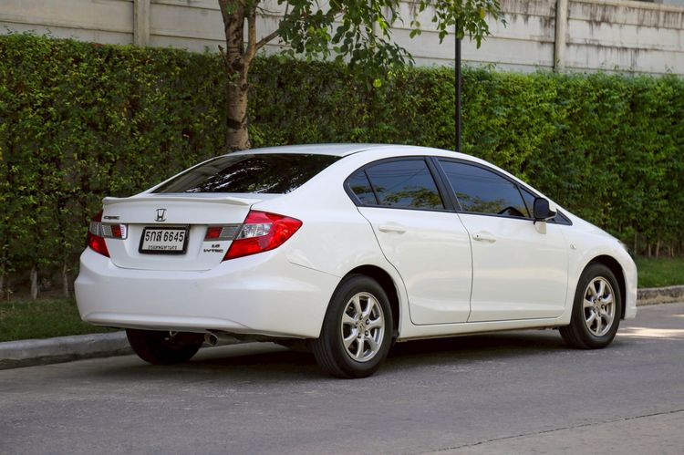Honda Civic 2013 1.8 S i-VTEC Sedan เบนซิน เกียร์อัตโนมัติ ขาว รูปที่ 3