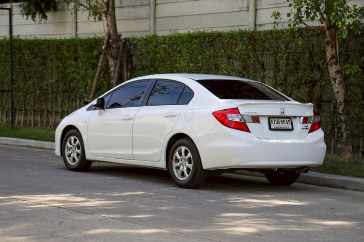 Honda Civic 2013 1.8 S i-VTEC Sedan เบนซิน เกียร์อัตโนมัติ ขาว รูปที่ 4