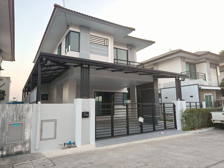 มีบางส่วน บ้านแฝด ลำลูกกา หมู่บ้านฟ้าปิยรมย์ เนสโต้ ซ.2 ต้นโครงการ นัดชม081-440-5994