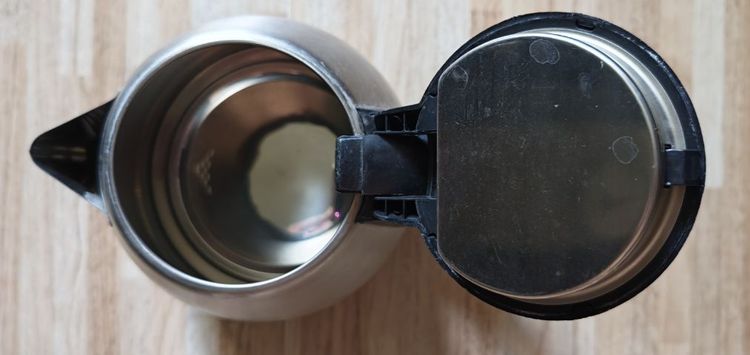 ขายกาต้มน้ำร้อนไฟฟ้า ยี่ห้อ MITSUTA รุ่น MEK 
ขนาด 1.8 ลิตร วัสดุทำจาก Stainless Steel 
คุณภาพสูง สินค้ามือ 2 ใช้น้อย สภาพดี มีกล่องครบ รูปที่ 4