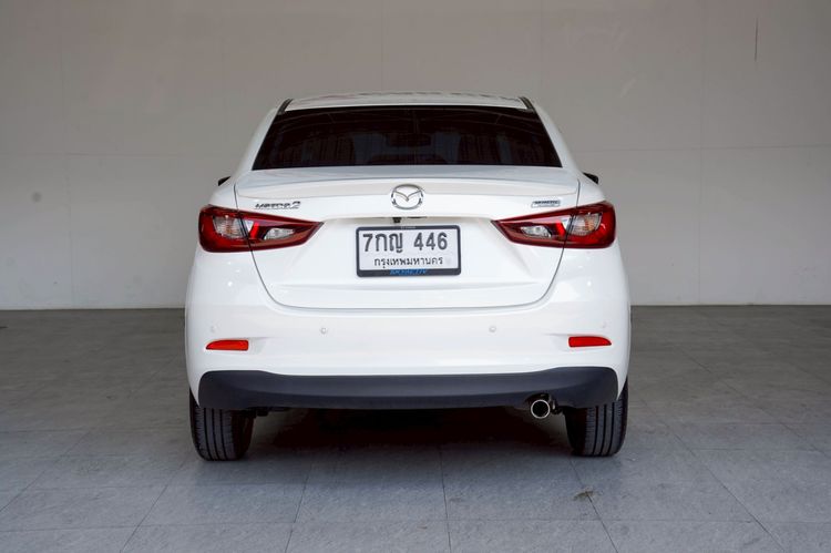 Mazda Mazda 2 2018 1.3 High Plus Sedan เบนซิน ไม่ติดแก๊ส เกียร์อัตโนมัติ ขาว รูปที่ 4