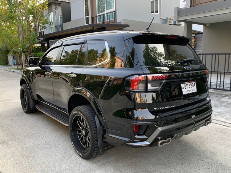 Ford Everest 2023 2.0 Titanium Plus Utility-car ดีเซล เกียร์อัตโนมัติ ดำ รูปที่ 3