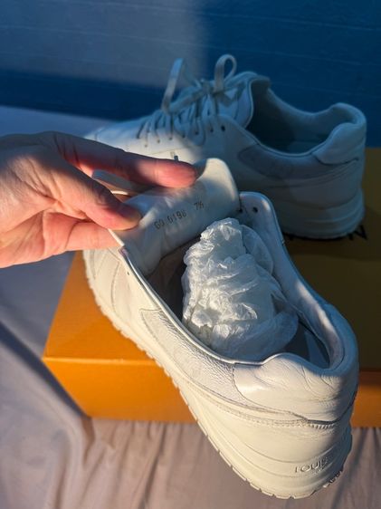 รองเท้า LV แท้พร้อมกล่อง รูปที่ 5