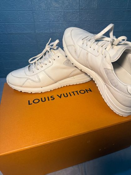 รองเท้า LV แท้พร้อมกล่อง รูปที่ 6