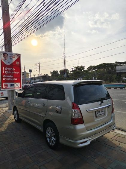 Toyota Innova 2012 2.0 G Exclusive Van เบนซิน LPG เกียร์อัตโนมัติ บรอนซ์เงิน รูปที่ 4