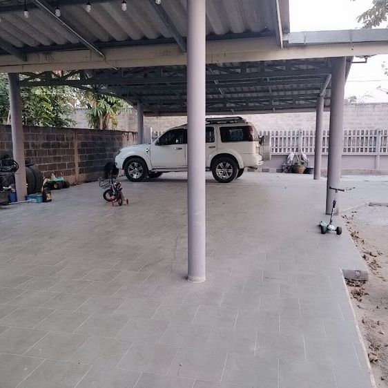 ชลบุรีถนนสุขุมวิทซอยห้วยกะปิ 12 พื้นที่ทั้งหมด 3 ไร่ 48 ตารางวา มีโรงงานพร้อมบ้าน สวน ราคาเพียง 26 ล้านบาทเท่านั้น✅ แค่บ้านสวนก็คุ้มมากๆแล้ว