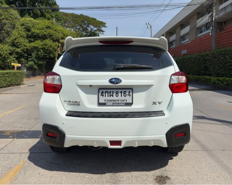Subaru XV 2015 2.0 XV 4WD Utility-car เบนซิน ไม่ติดแก๊ส เกียร์อัตโนมัติ ขาว รูปที่ 4