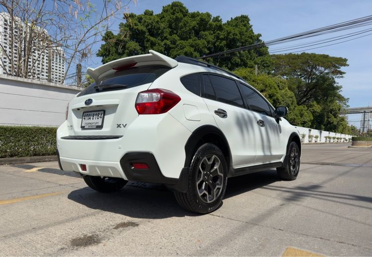 Subaru XV 2015 2.0 XV 4WD Utility-car เบนซิน ไม่ติดแก๊ส เกียร์อัตโนมัติ ขาว รูปที่ 3