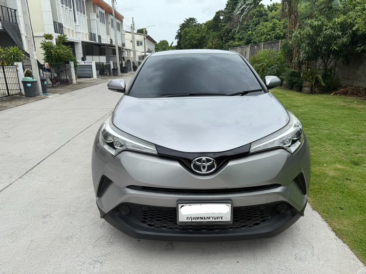 รถ Toyota C-HR 1.8 Entry สี เทา