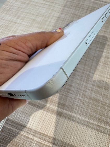 iPhone 16 Plus 256 มีตำหนิสองรูปสุดท้าย รูปที่ 6