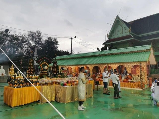 เปิดให้บูชา เหรียญบรมครูแพทย์ท่านชีวกโกมารภัจจ์ ด้านหลังท้าวเวสสุวรรณ ทำพิธีวัดพระธาตุพนม จ.นครพนม งานพิธีหล่องเท่าองค์จริง องค์บรมคีปู่ชีวกโกมารภัจจ์ปางบดยา รูปที่ 7