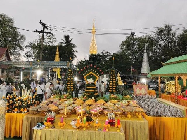 เปิดให้บูชา เหรียญบรมครูแพทย์ท่านชีวกโกมารภัจจ์ ด้านหลังท้าวเวสสุวรรณ ทำพิธีวัดพระธาตุพนม จ.นครพนม งานพิธีหล่องเท่าองค์จริง องค์บรมคีปู่ชีวกโกมารภัจจ์ปางบดยา รูปที่ 6