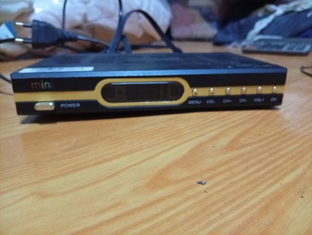 กล่องจานดาวเทียมรุ่นเก่า รูปที่ 10