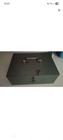 อื่นๆ กล่องเหล็กใส่เงิน