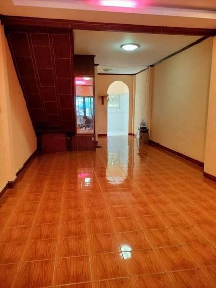 ไม่มี ไม่ใช่ บ้านทาวน์โฮม 2 ชั้น 40 ตารางวา อยู่ในหมู่บ้าน เค.ซี.(คู่สร้าง) รูปที่ 3