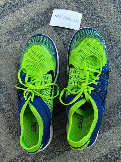 Nike มือ 2 ขนาด 30 cm