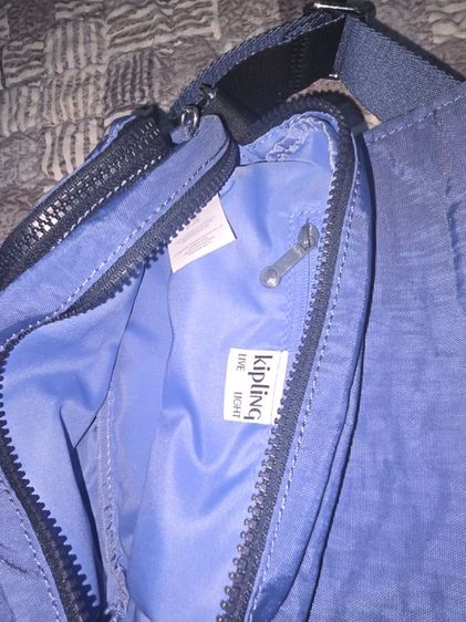 กระเป๋า Kipling Crossbody รุ่น Live Light ของแท้ รูปที่ 7