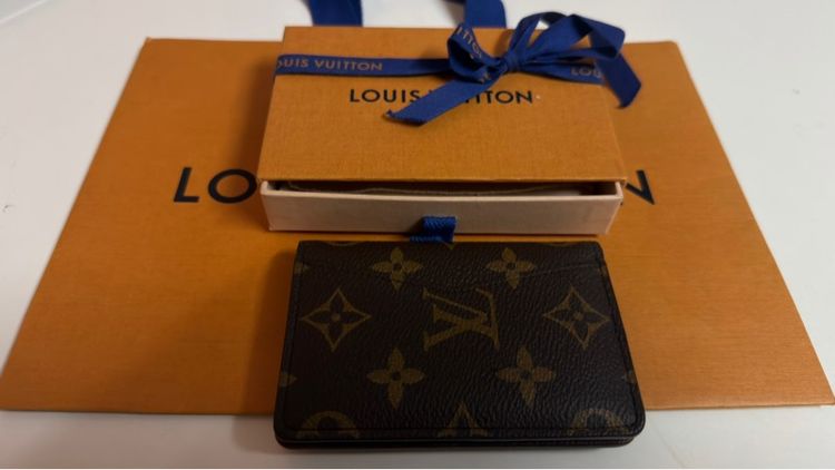 ไม่ระบุ น้ำตาล หนังแท้ อื่นๆ Louis Vuitton Card Holder
