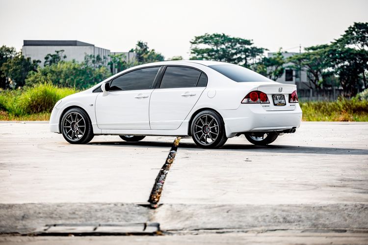 Honda Civic 2008 1.8 E i-VTEC Sedan เบนซิน ไม่ติดแก๊ส เกียร์อัตโนมัติ ขาว รูปที่ 4