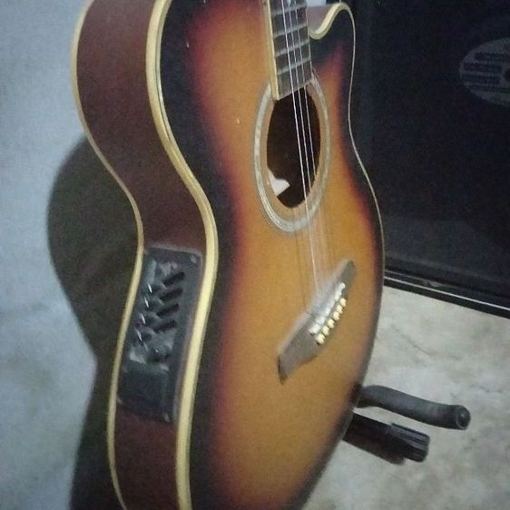 ขายกีต้าร์โปร่งไฟฟ้า รูปที่ 3