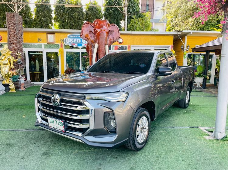MG Extender 2024 2.0 Grand D Pickup ดีเซล ไม่ติดแก๊ส เกียร์ธรรมดา เทา รูปที่ 3
