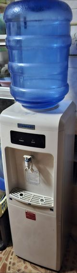 เครื่องทำน้ำเย็นพร้อมถังน้ำ
