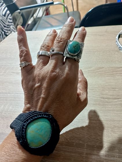 เขือกข้อมือเทอร์คอยส์