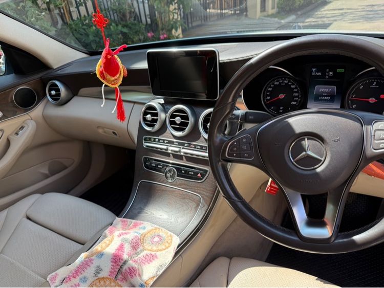 Mercedes-Benz C-Class 2015 C300 Sedan ไฮบริด ขาว รูปที่ 3