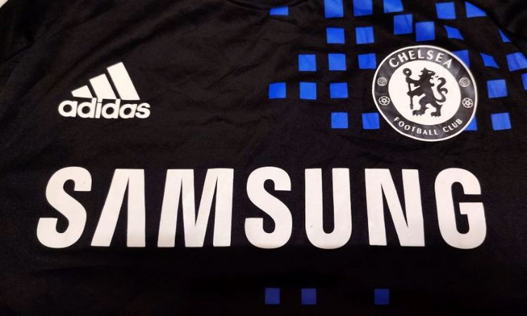 เสื้อ Chelsea training 2011 แท้มือสอง รูปที่ 2