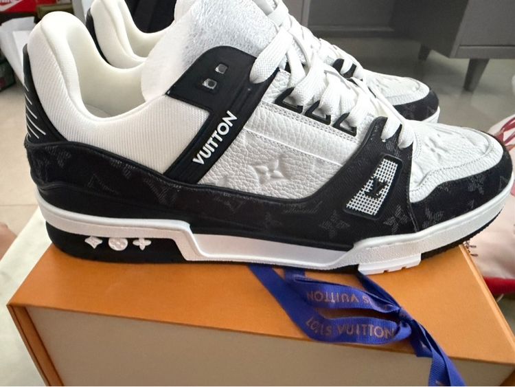 รองเท้า LV รูปที่ 3