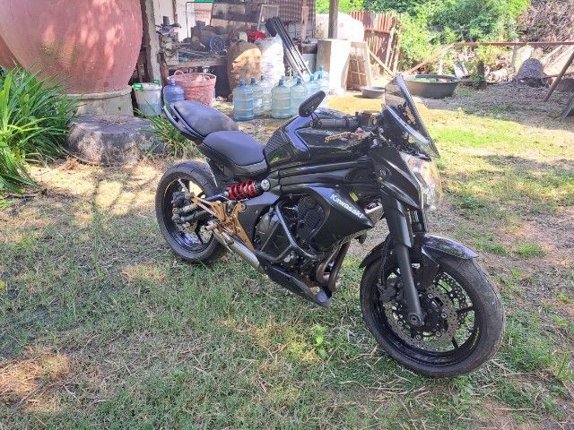 ขายมอไซค์บิ๊กไบค์  ER6N 650 cc. สภาพเดิมๆ ต่อรองราคาได้ค่ะ รูปที่ 4