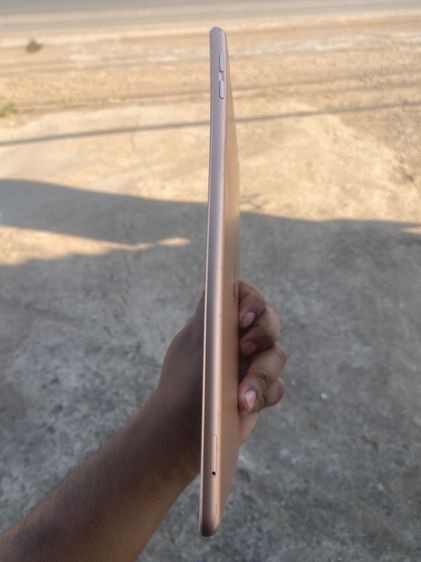 iPad gen 6   รูปที่ 2
