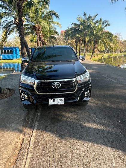 รถ Toyota Hilux Vigo 2.5 Double Cab E Prerunner สี ดำ
