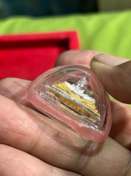 หลวงพ่อโสธรรุ่นกรมตำรวจ 80 ปีราคาองค์ละ 650 บาทรวมส่งเก็บปลายทางสนใจองไหนทักได้เลยครับ รูปที่ 9