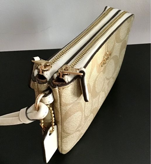 กระเป๋าคล้องแขน coach รูปที่ 3